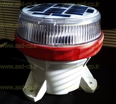 چراغ دکل خورشیدی